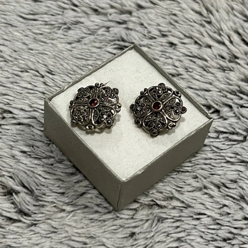 Vintage sterling silver clip on earrings